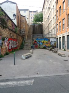 Lyon 1er - Rue Adamoli, depuis la rue des Fantasques