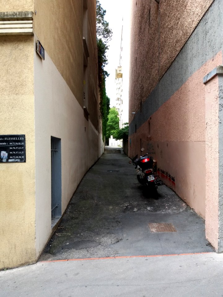 Lyon 1er - Rue de Flesselles, passage vers la rue Ornano