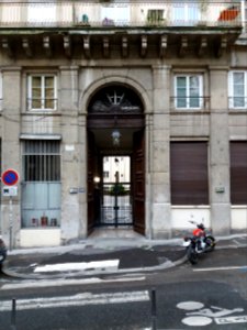 Lyon 1er - Rue Burdeau, portail au numéro 36