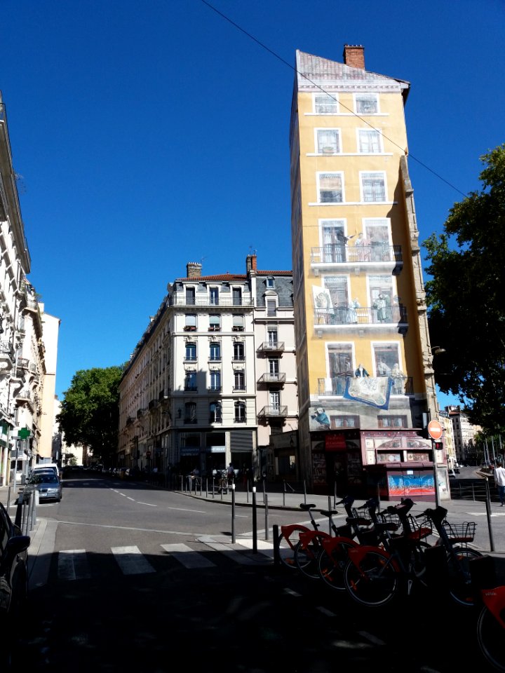 Lyon 1er - Rue de la Martinière en partant du quai de Saône