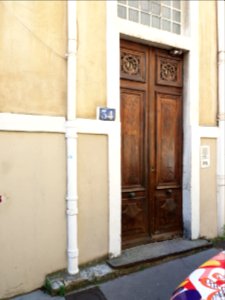Lyon 1er - Rue de Crimée, porte en bois au numéro 34