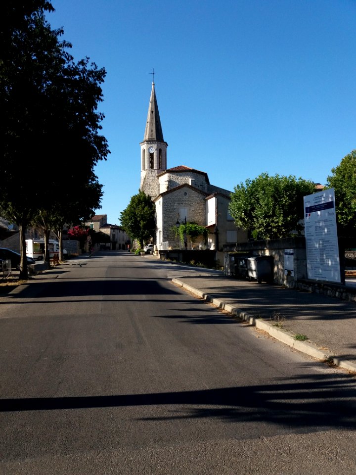 Lussas - Église Le Nom de Marie, côté chevet