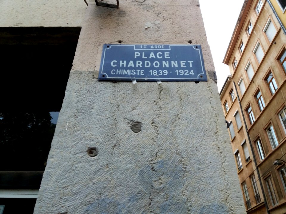 Lyon 1er - Place Chardonnet, plaque