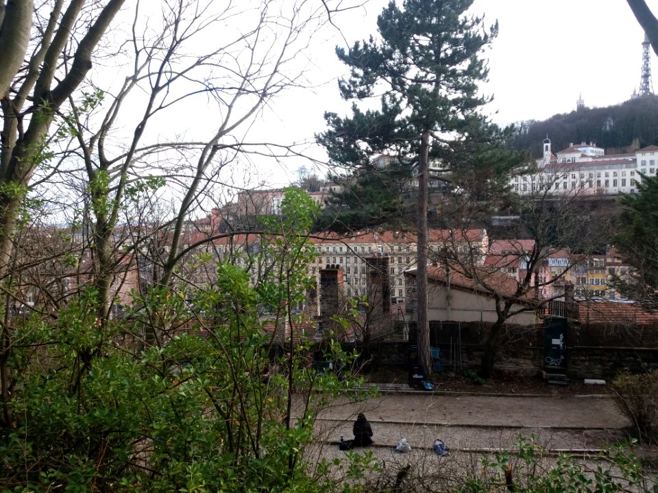 Lyon 1er - Passage Gonin - Vue sur les Boules des Rigolards