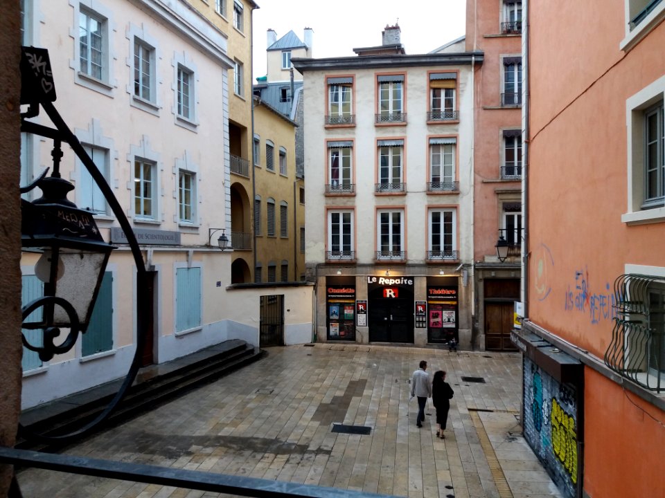 Lyon 1er - Place des Capucins, depuis l'accès au numéro 6 de la rue des Capucins