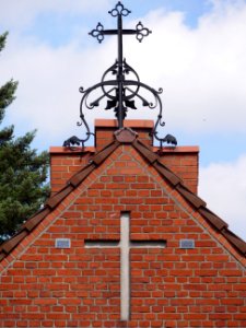 Luther-Friedhof.Giebel.Portal