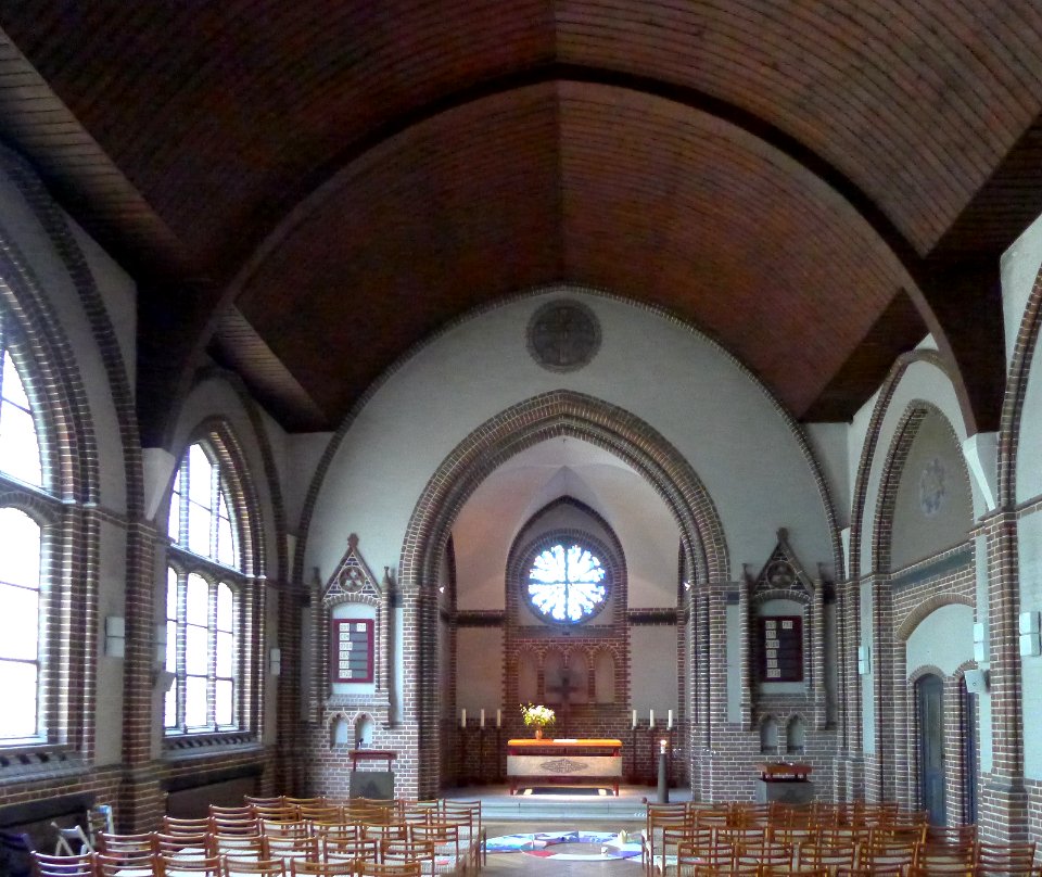 Lutherkirche (Berlin-Wilhelmsruh) Altarraum