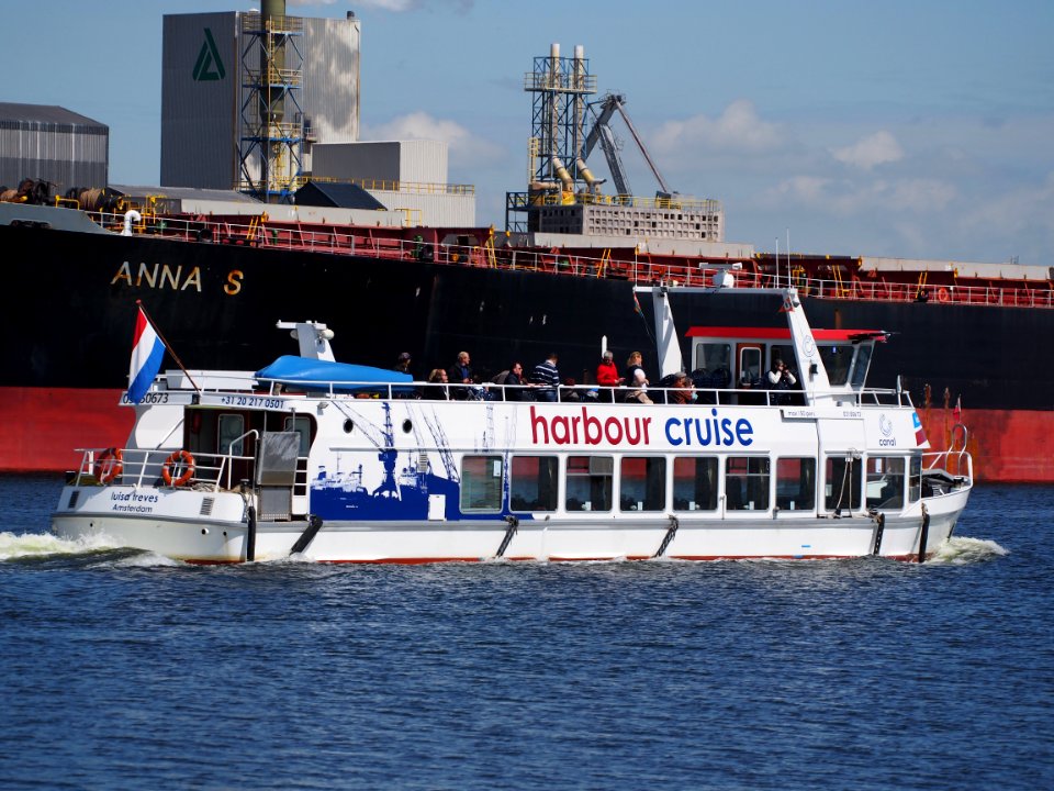 Luisa Treves - ENI 03150673, Port of Amsterdam