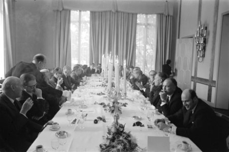 Lunch missie van Manitoba in Amstelhotel, opdracht Canade Ambassade, Bestanddeelnr 925-8981