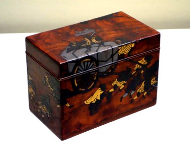 Lunch Box, Edo period, 17th century, men pulling a rock design in maki-e lacquer - Tokyo National Museum - DSC05963