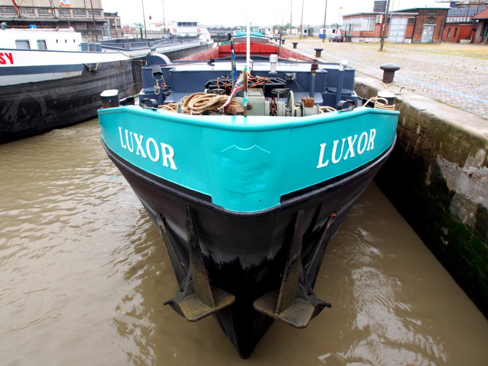 Luxor - ENI 06000034, Royerssluis, Port of Antwerp, pic1