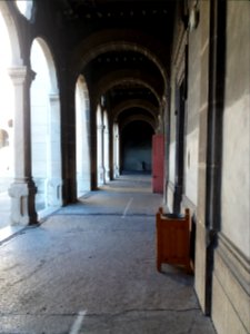 Lycée de Saint-Just de Lyon - Grande cour - Préau