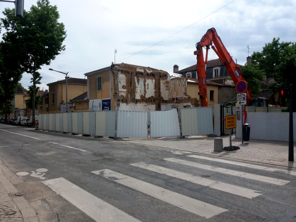 Lyon - Route de Vienne - Immeuble écroulé puis démoli au 166