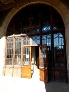 Lycée de Saint-Just de Lyon - Porte qui donne sur la grande cour et les jardins