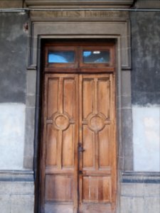 Lycée de Saint-Just de Lyon - Grande cour - Porte de la salle Saint Eucher
