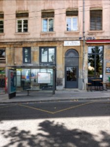Lyon 1e - Place Colbert - Arrêt de bus Colbert et résidence Amable Audin