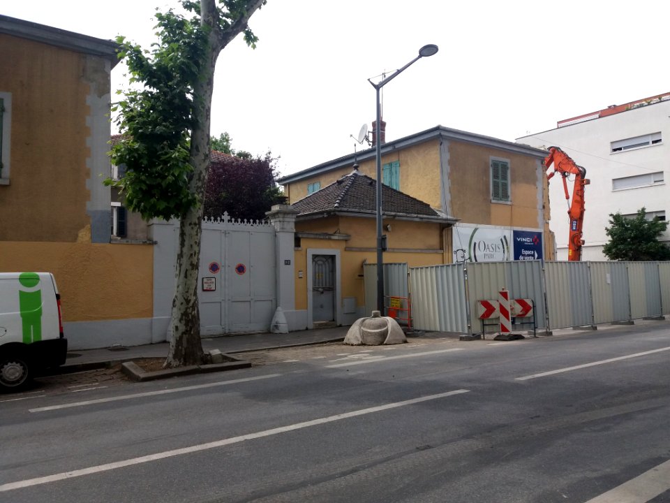 Lyon - Route de Vienne - Immeuble écroulé puis démoli au 166 - Côté 168