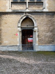 Lyon 1er - Église Saint-Bernard, façade ouest, porte d'entrée