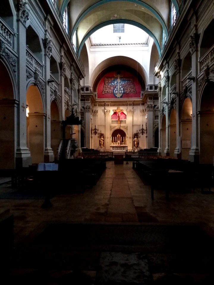 Lyon 1er - Église Saint Polycarpe, nef et chœur