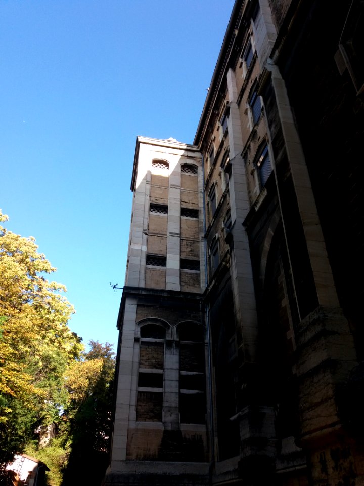 Lycée de Saint-Just de Lyon - Façade sud-ouest