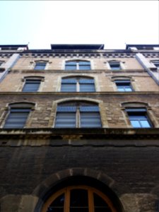 Lycée de Saint-Just de Lyon - Haut de la façade sud-ouest