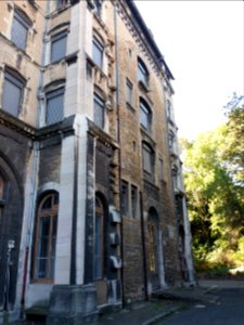 Lycée de Saint-Just de Lyon - Façade nord-ouest - Tenon d'une extension jamais construite 2