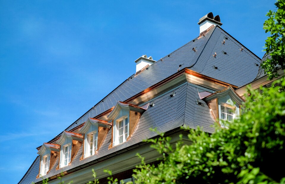 Giebelfenster copper architecture