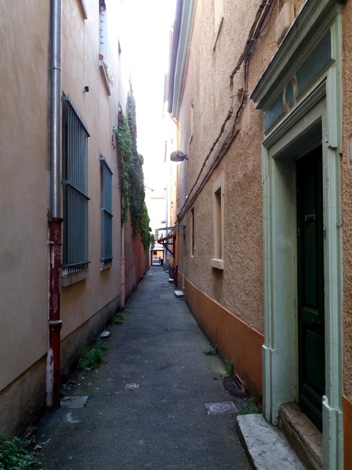 Lyon 4e - Passage Dumont, vers la Grande Rue de la Guillotière