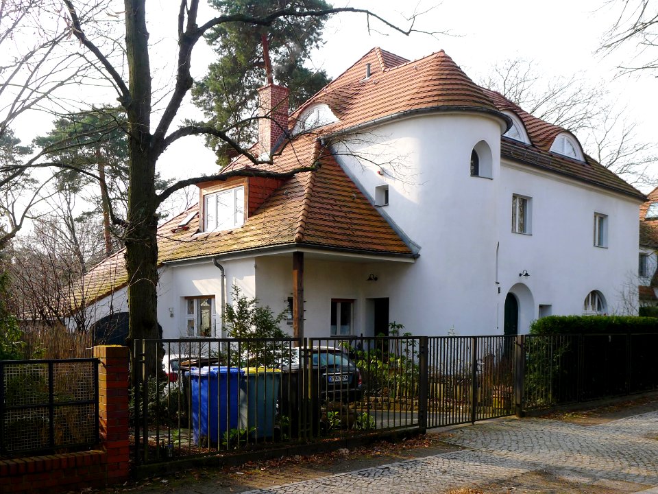 Lyckallee 42 (Berlin-Westend)