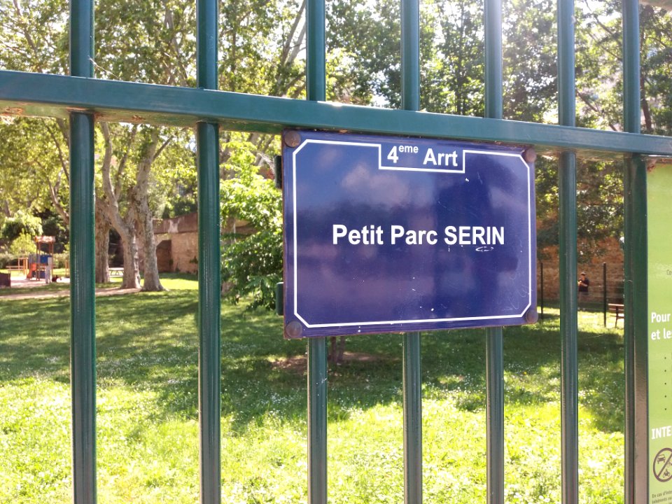 Lyon 4e - Petit Parc Serin, plaque