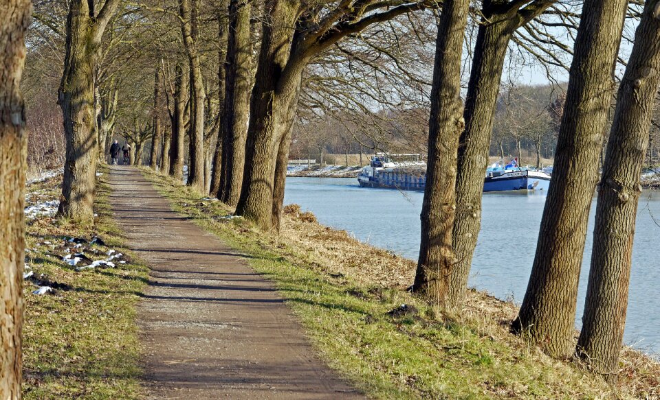 Federal waterway winterspaziergang snow reste