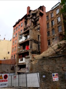 Lyon 4e - Montée Bonafous, immeuble au numéro 7 après déblaiement des parties instables