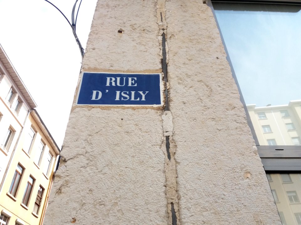 Lyon 4e - Rue d'Isly - Plaque côté rue Jacquard