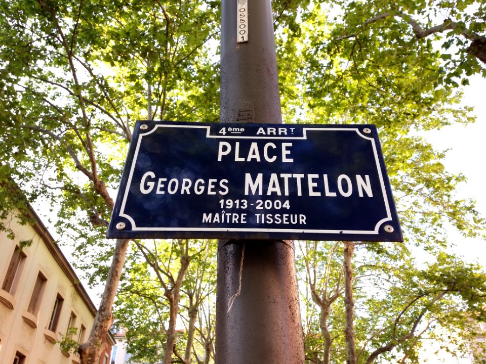 Lyon 4e - Place Georges Mattelon, plaque