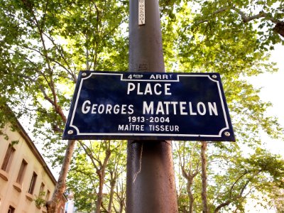 Lyon 4e - Place Georges Mattelon, plaque