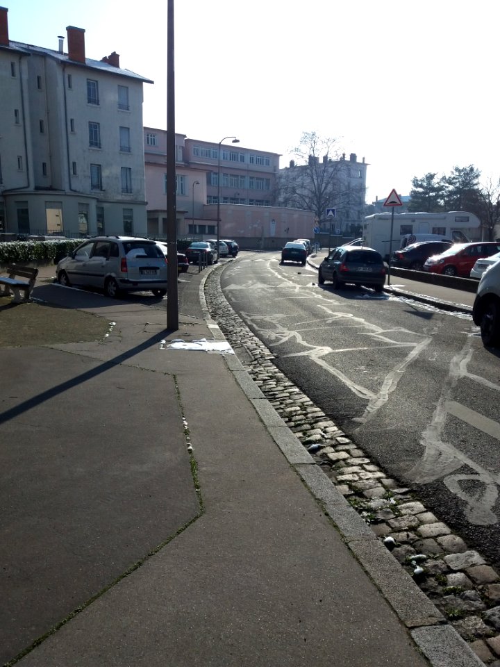 Lyon 4e - Rue Dangon - Depuis la rue Jacques-Louis Hénon