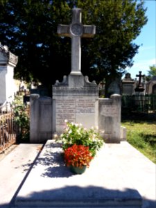 Lyon - Cimetière de Loyasse - Tombe famille Busschaërt-Gustin