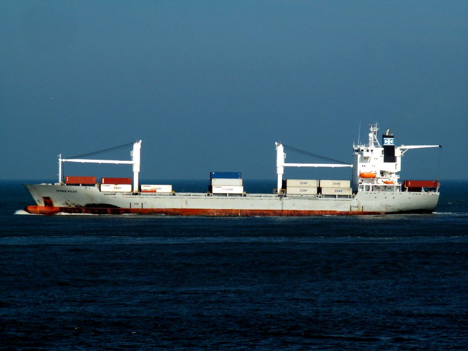 Lykes Pilot p2 Port of Rotterdam 24-Feb-2006