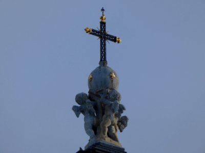 Lyon 2e - Hôtel Dieu - Grand dôme - Croix au sommet