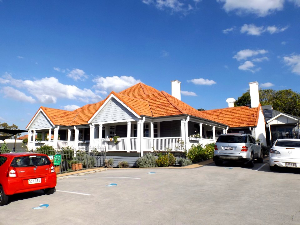Lyndhurst, Clayfield