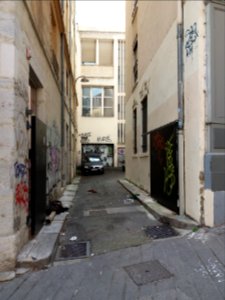 Lyon 1er - Montée des Carmélites, cour du numéro 16, entrée