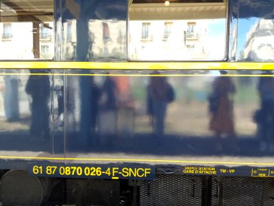 Lyon 2e - Gare de Lyon-Perrache, wagons de l'Orient Express de la SNCF (08)