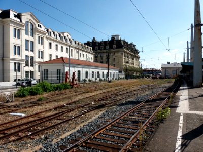 Lyon 2e - Gare de Lyon-Perrache, vue sur les bâtiments au nord