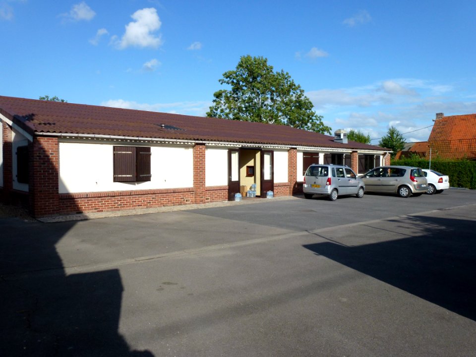 Lynde (Nord, Fr) salle des fêtes