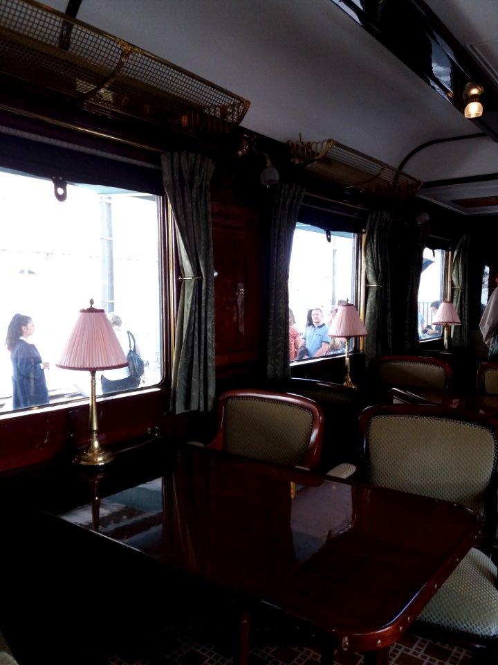Lyon 2e - Gare de Lyon-Perrache, wagons de l'Orient Express de la SNCF (48)