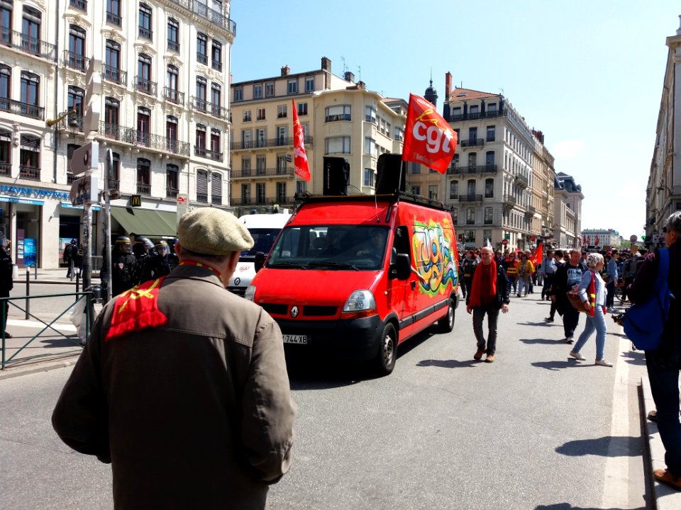 Lyon 2e - Défilé du 1er mai 2019 - 14
