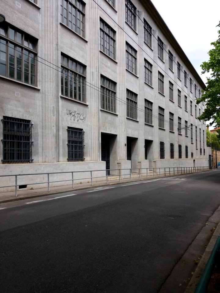Lyon 1er - Cours Général Giraud, école de tissage (5)