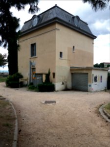 Lyon 1er - Jardin des Chartreux - Maison de l'économie circulaire, côté est