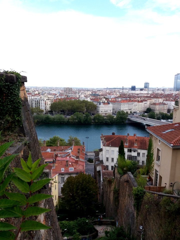 Lyon 1er - Bastion Saint Laurent, vue sur la montée Bonafous et le Rhône
