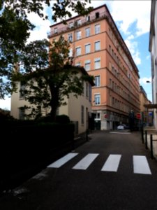 Lyon 1er - Clinique Saint-Charles, sortie vers la rue de Flesselles